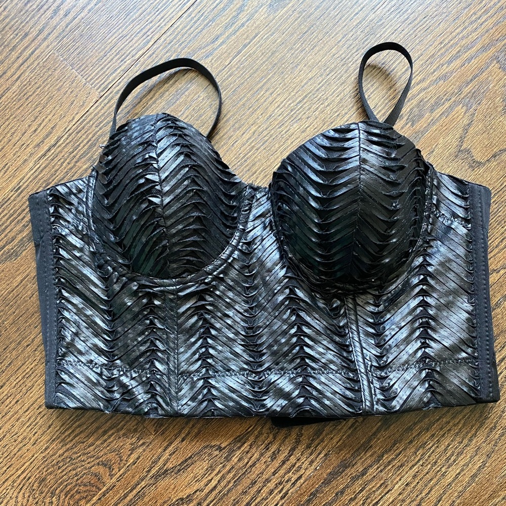 WYLDR Faux Leather Corset Top Size Small Black NWOT - Picture 2 of 4